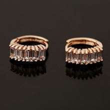 Load image into Gallery viewer, Brand Vintage Gold Hoop Earrings