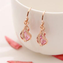 Load image into Gallery viewer, Water Drop Style Drop Earrings