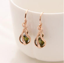 Load image into Gallery viewer, Water Drop Style Drop Earrings