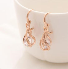 Load image into Gallery viewer, Water Drop Style Drop Earrings